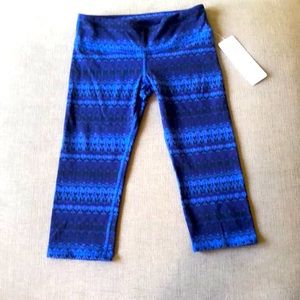 Alo Yoga Capri Leggings size Med.